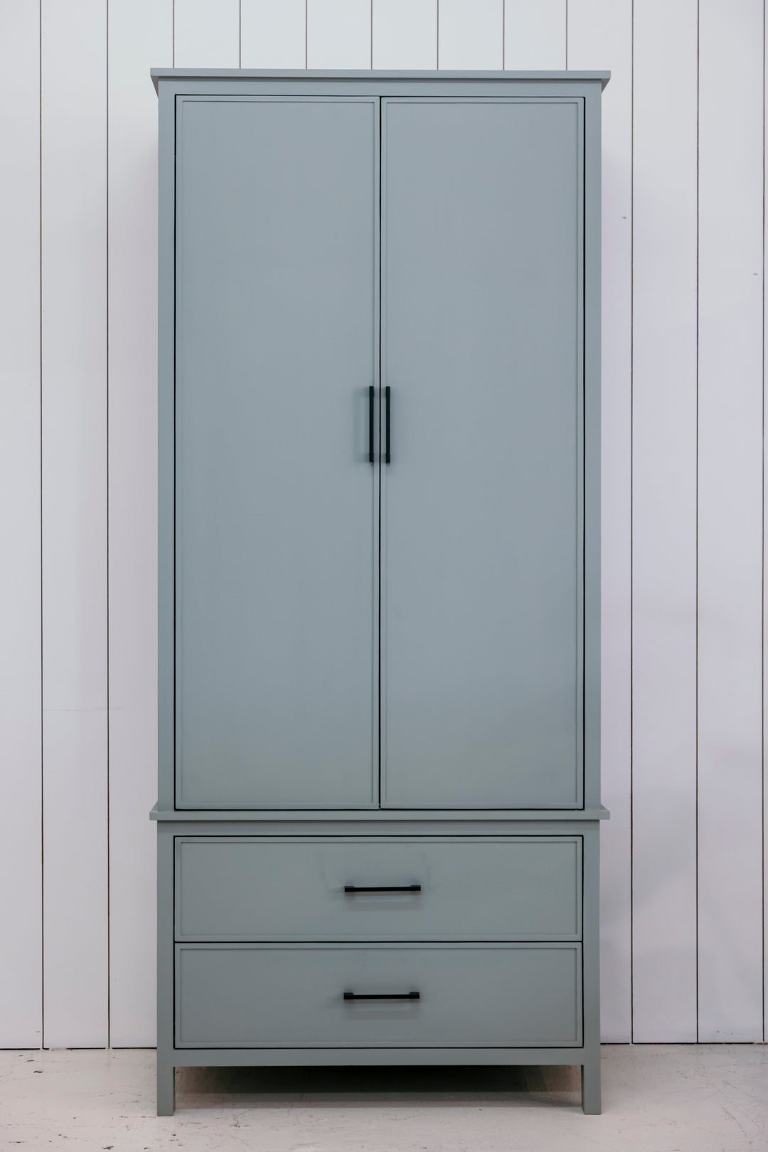 The Modern Shaker Wardrobe