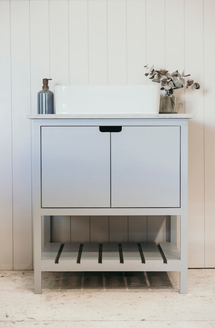 The Oslo Single Vanity